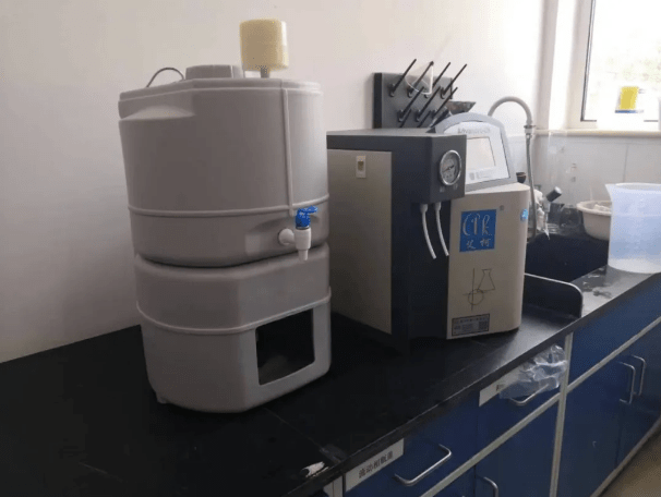 純水新裝丨艾柯Advanced-ZN系列實驗室超純水北京某制藥公司安裝驗收成功！插圖2