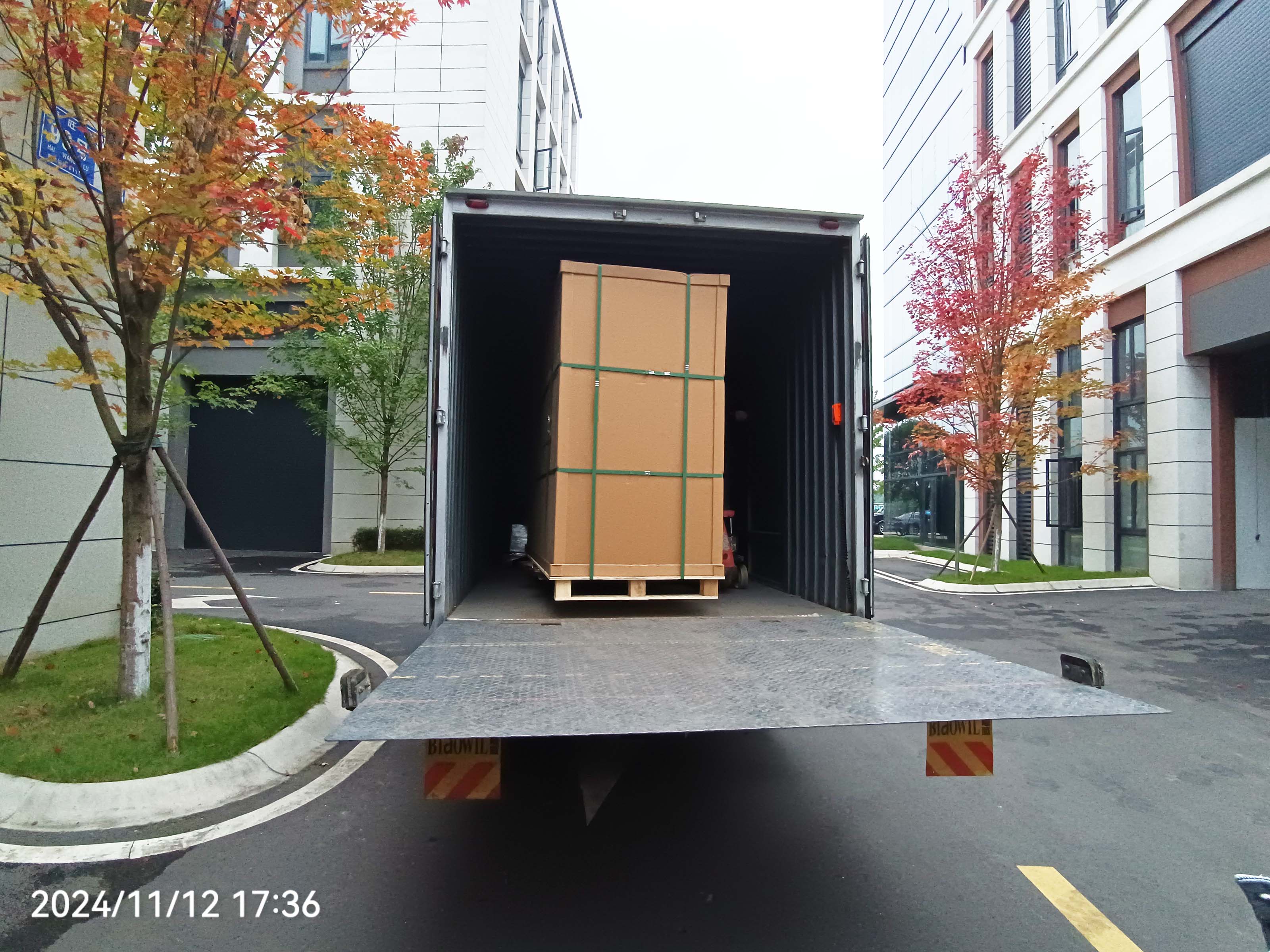 每天處理量1000L的實驗室綜合廢液廢水處理系統(tǒng)裝車發(fā)貨至遼寧疾控中心插圖4